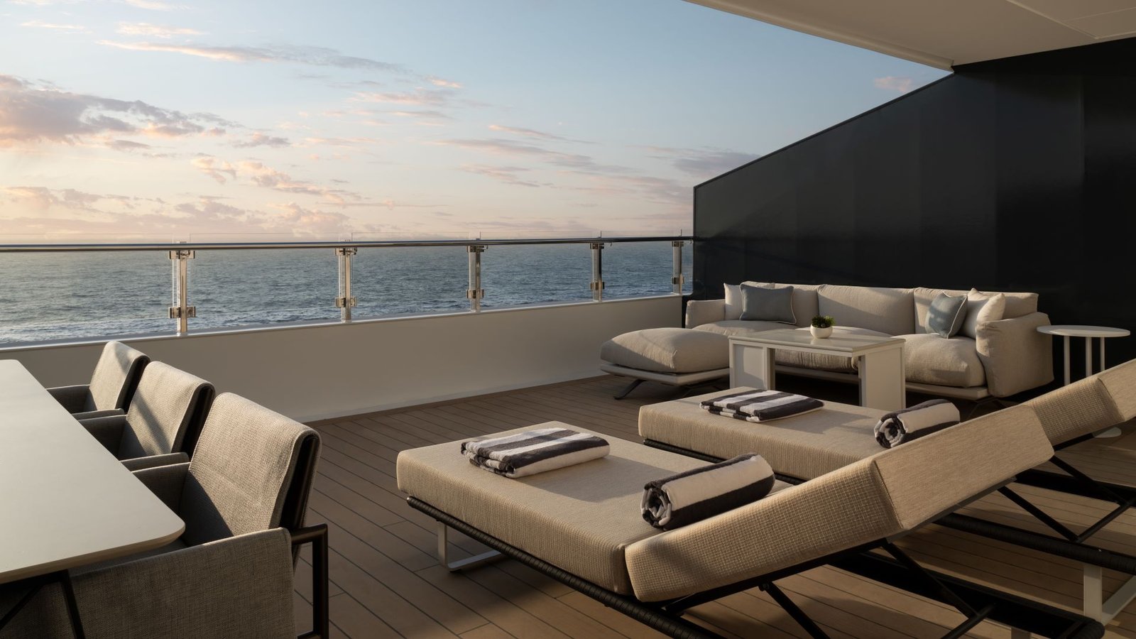 Luxury Travel Selection - The Concierge Suite Terrace, Ilma