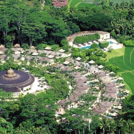 Luxury Travel Selection - Yoga - Amanjiwo
