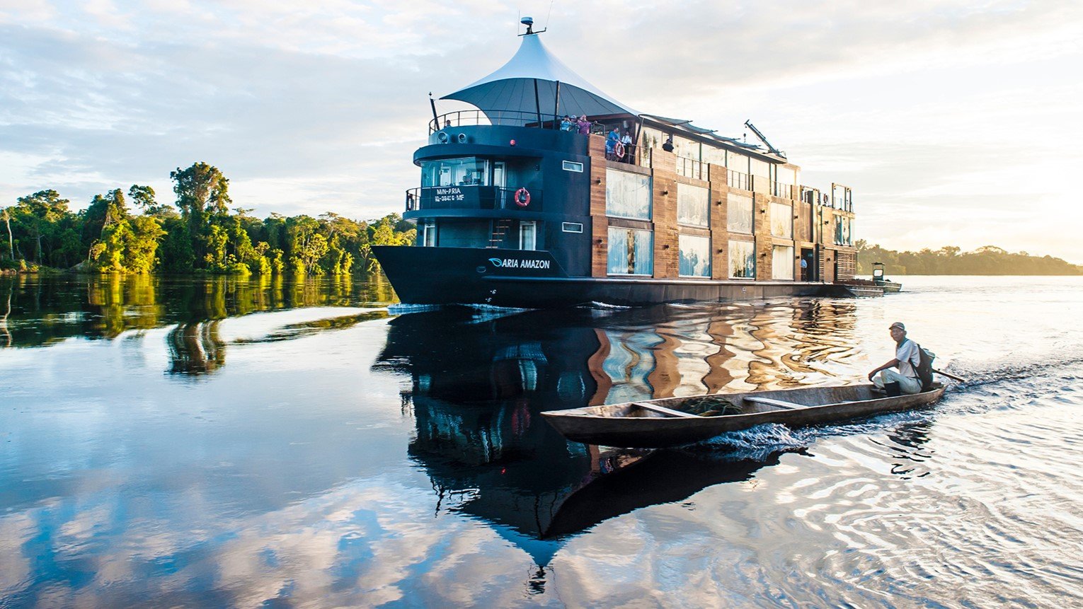 Luxury Travel Selection - Aqua expeditions