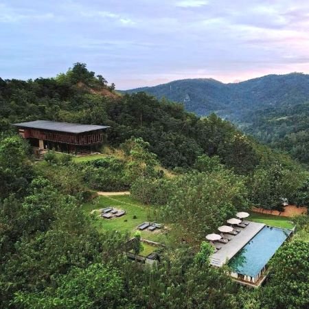 Luxury Travel Selection - Yoga - Santani Wellness