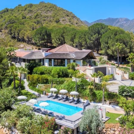 Luxury Travel Selection - Yoga - Shanti Som